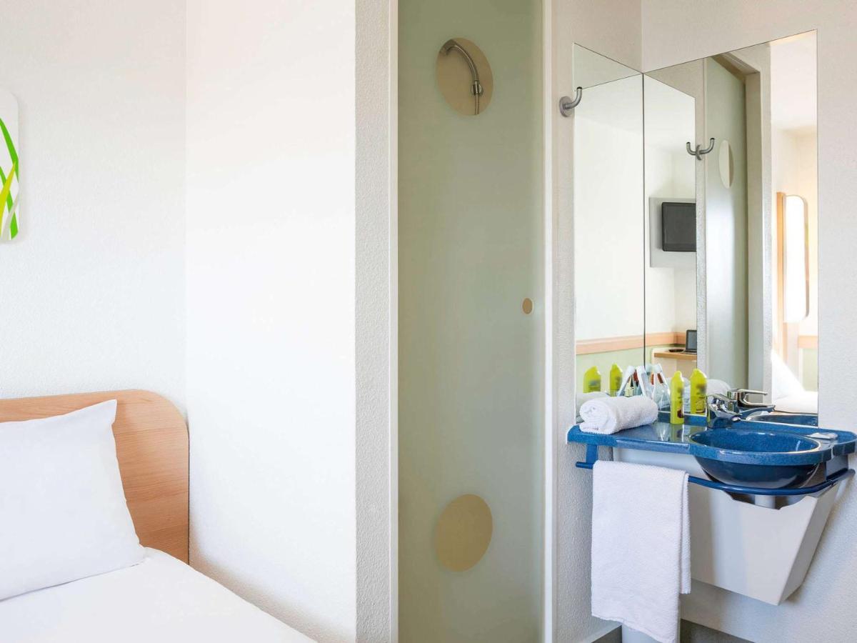 Ibis Budget Orly Chevilly Tram 7 Vitry-sur-Seine Esterno foto