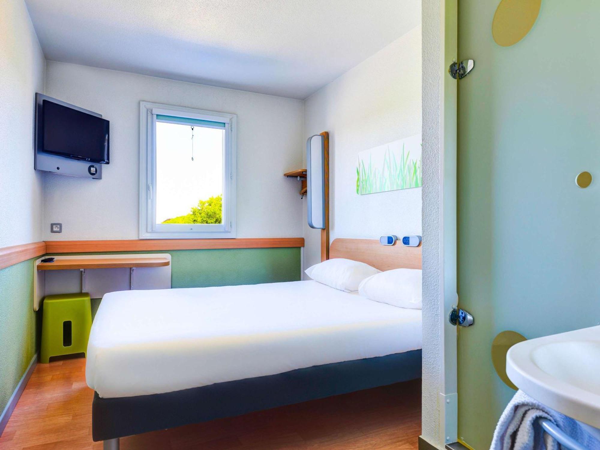 Ibis Budget Orly Chevilly Tram 7 Vitry-sur-Seine Esterno foto