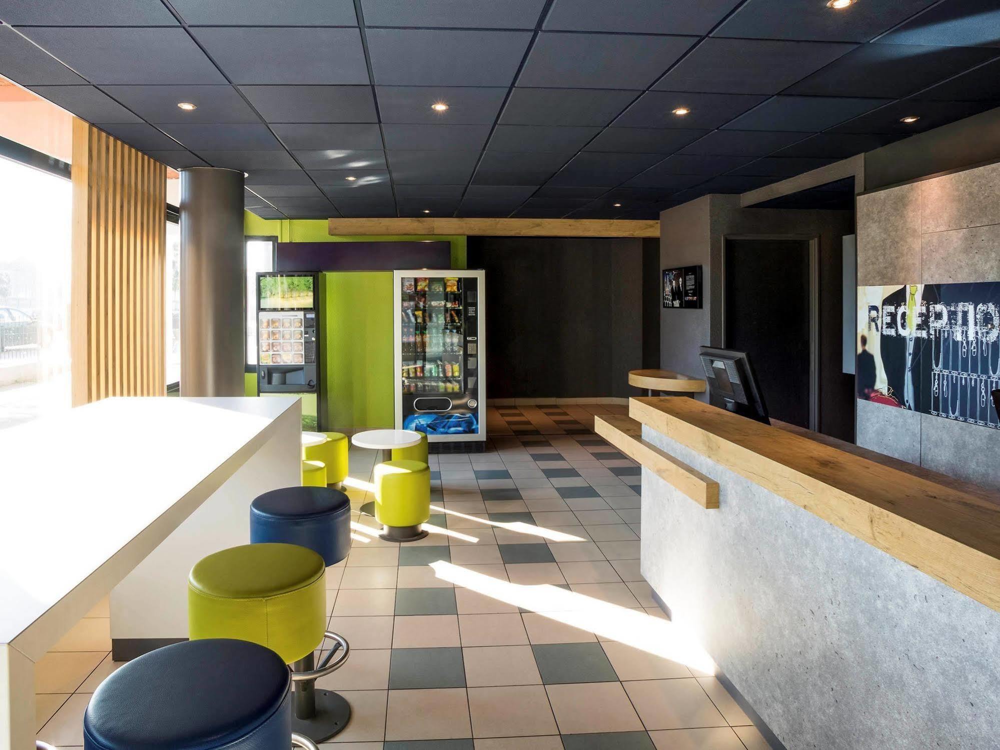 Ibis Budget Orly Chevilly Tram 7 Vitry-sur-Seine Esterno foto