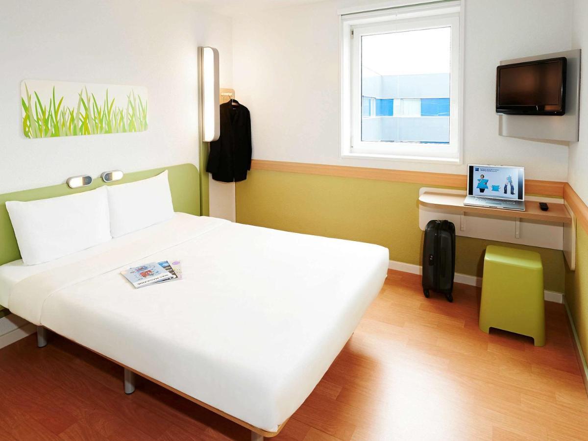 Ibis Budget Orly Chevilly Tram 7 Vitry-sur-Seine Esterno foto